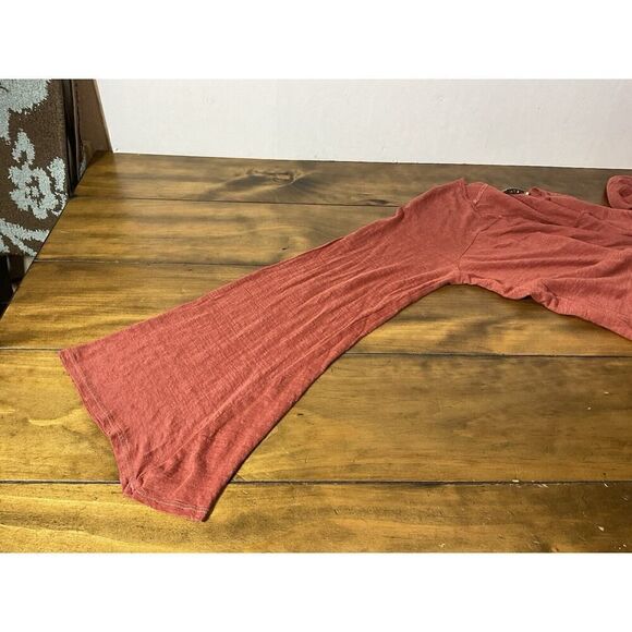 Stark X 100% Linen Bell Sleeve Size Large Red Blouse - Picture 8 of 11